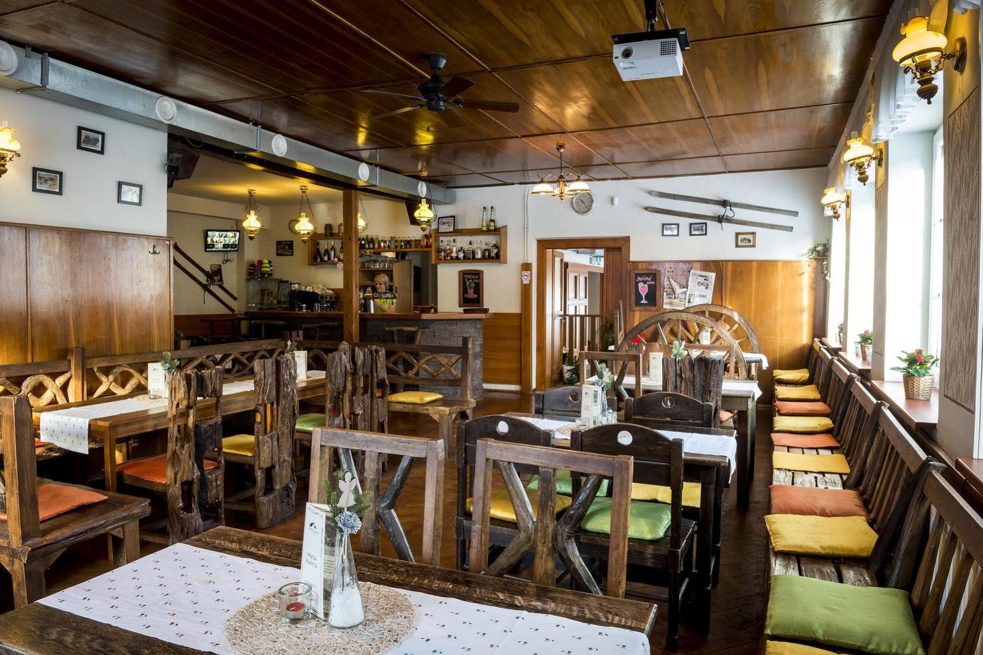 Horsky Hotel Dobra Chata Стахи Экстерьер фото